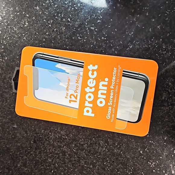 NIP - Glass Screen Protector - Picture 1 of 4